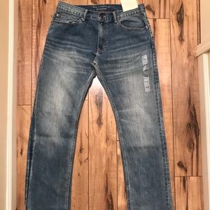 Brand new men’s Banana Republic jeans!